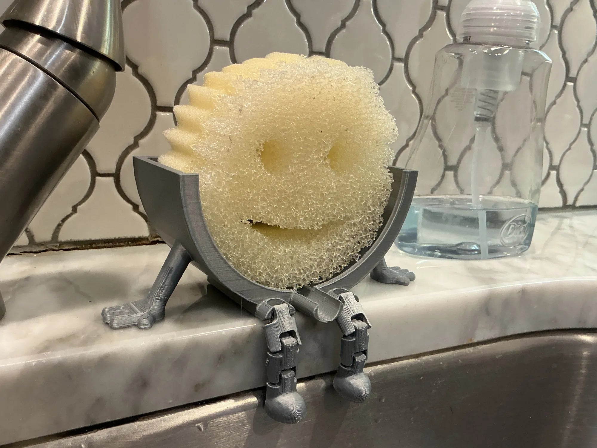 Scrub Daddy Sink Holder